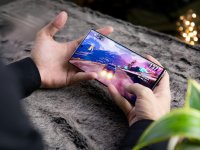 OpenAI vuole costruirsi uno smartphone IA in stile Google Pixel