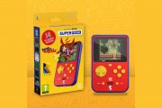 Evercade presenta una nuova retro-console portatile Super Pocket su Rare e altre due cartucce