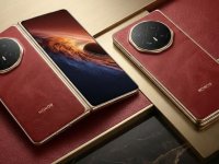 Honor Magic V6 presentato al MWC 2026: è il primo pieghevole con certificazione IP69