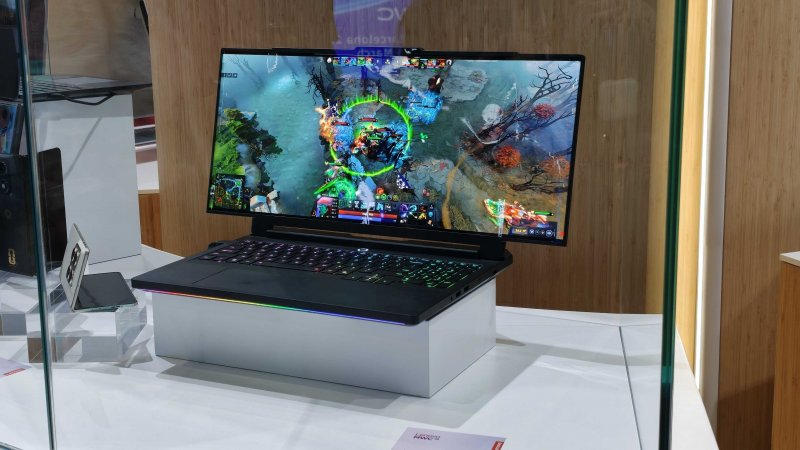 Lenovo Legion Pro Rollable Concept