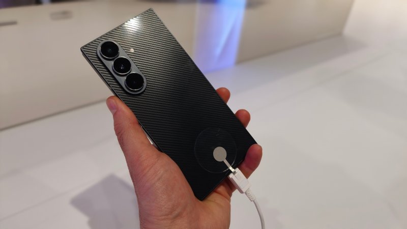 Il retro del Samsung Galaxy Z TriFold