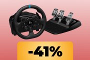 Volante da corsa Logitech + pedaliera in offerta su Amazon: compatibili con PC e PlayStation