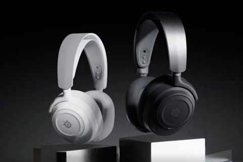SteelSeries Arctis Nova 7 Wireless Gen 2, la recensione di un headset da gaming con la duplice connessione wireless