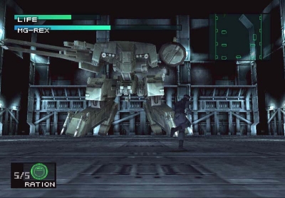 La macchina aliena di War Machine ha davvero molti punti estetici in comune con il Metal Gear REX