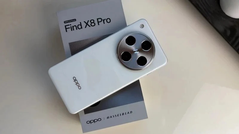 Oppo Find X8