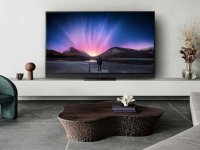 Nuovi equilibri nel mercato TV: tra Samsung, TCL e Hisense si apre una battaglia su prezzo, prestazioni e tecnologie OLED e Mini LED