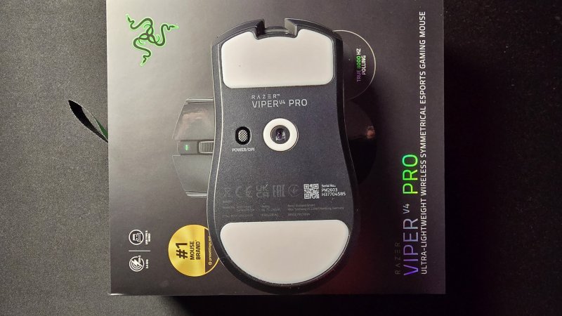 Razer Viper V4 PRO riduce al minimo le superfici di attrito per massimizzare la fluidità di movimento