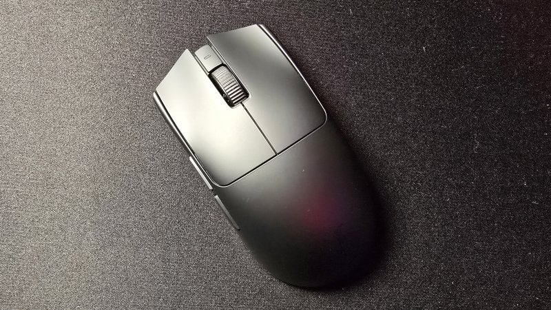 Razer Viper V4 PRO può contare sul sensore Focus Pro 50K di terza generazione