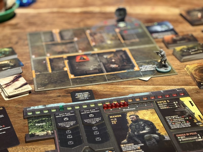 Giocare in solitario è davvero molto divertente, in due ancora di più. Mentre in tre e in quattro le cose si faranno particolarmente difficili visto che i soldi basteranno a malapena per equipaggiare tutti