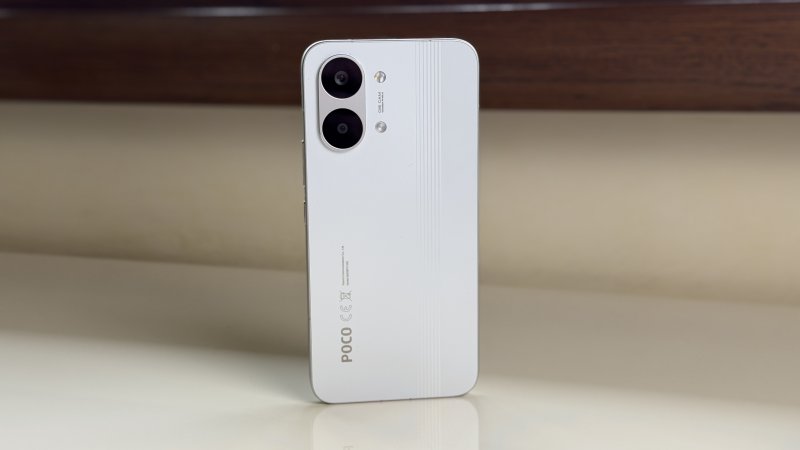 Il design è abbastanza banale e non particolarmente distintivo