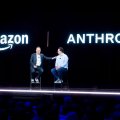Amazon e Anthropic firmano un patto decennale: 100 miliardi di dollari in infrastrutture AWS e 5 gigawatt di potenza dedicata