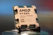 AMD Ryzen 9 9950X3D2 debutta a 969 euro: è la prima CPU con doppia 3D V-Cache per il gaming