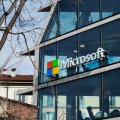 Basta promesse sull'IA: la mossa drastica di Microsoft che spiazza OpenAI e Amazon
