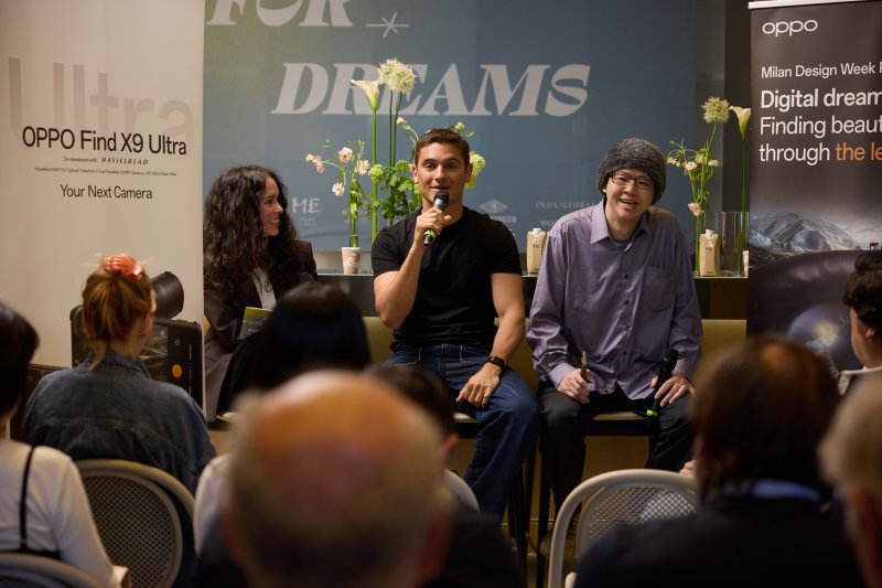 Oppo all'interno di Room for Dreams