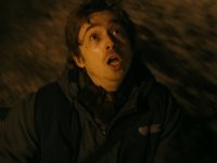 Nel primo teaser del nuovo film di Resident Evil piovono cadaveri