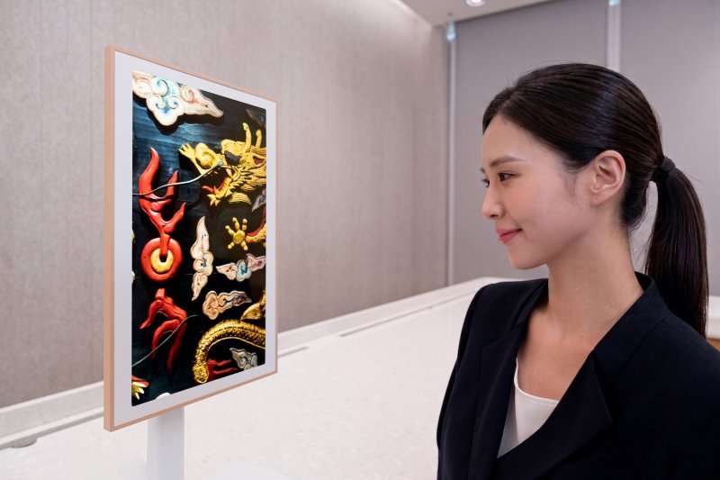 Il display EL-QD da 18 pollici e 500 nit di Samsung Display presentato al SID 2026