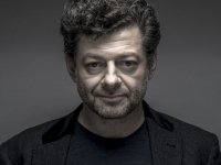 Andy Serkis di Clair Obscur: Expedition 33 dice che lo stigma contro i videogiochi sta sparendo