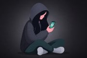 ChatGPT, OpenAI introduce “Trusted Contact” per avvisare un contatto fidato in caso di emergenza