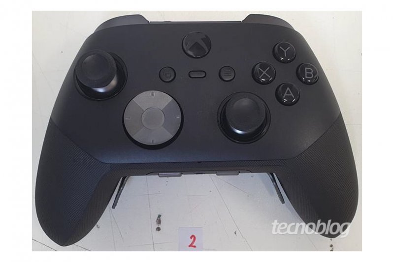 Il presunto Xbox Elite 3 Controller