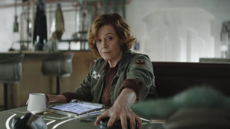 La mitica Sigourney Weaver interpreta il Colonnello Ward