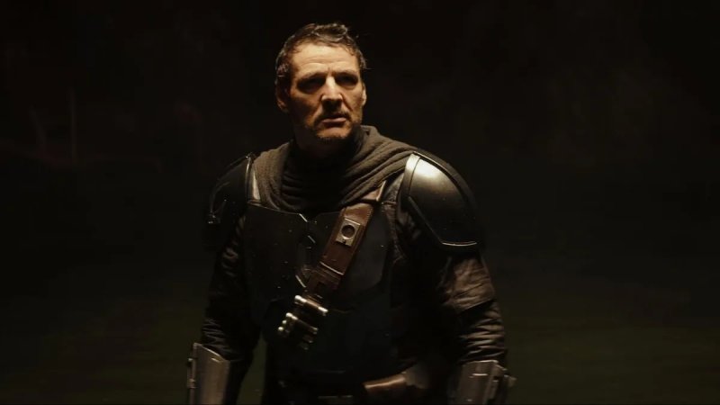 Pedro Pascal in una delle pochissime scene senza elmo mandaloriano