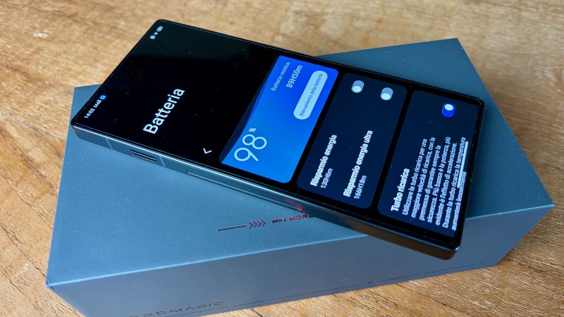 L'autonomia di REDMAGIC 11S Pro è ottima, ma anche in questo caso nessuna novità