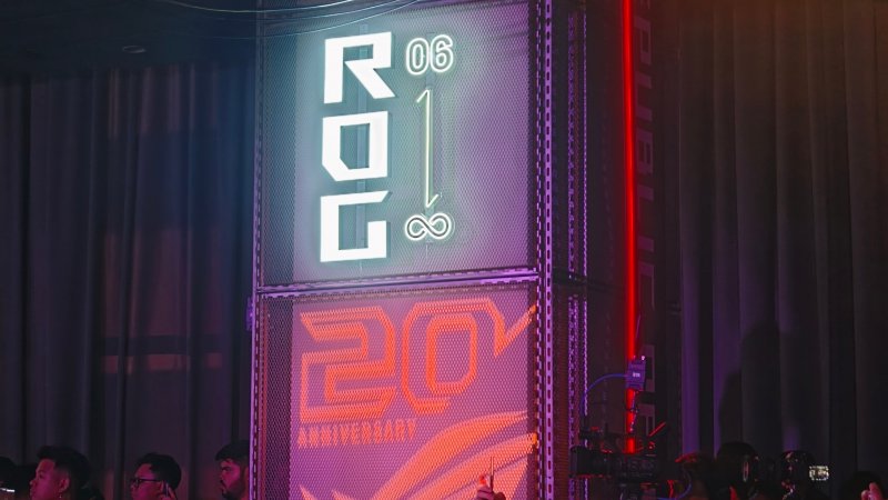 ASUS ha celebrato i 20 anni di ROG in grande stile con un party a tema, dentro il centro commerciale Skytrend di Taipei, a Taiwan