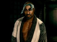 Il director di Stranger Than Heaven parla di Tupac e dei legami con Like a Dragon