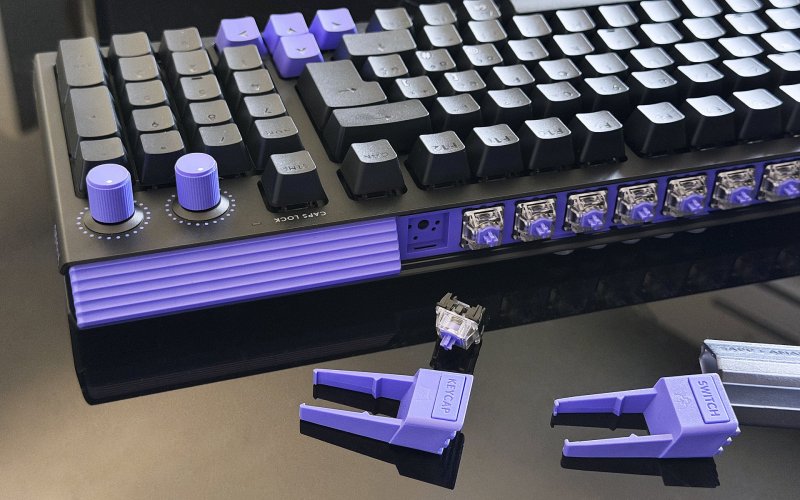 Lo slot con gli switch analogici della Logitech G G512 X 98