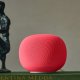 Ecco il nuovo Google Home Speaker: l'intelligenza di Gemini arriva in salotto, anche in Italia