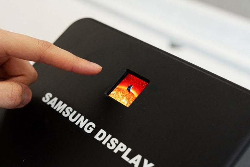 Microdisplay OLED RGB di SDC