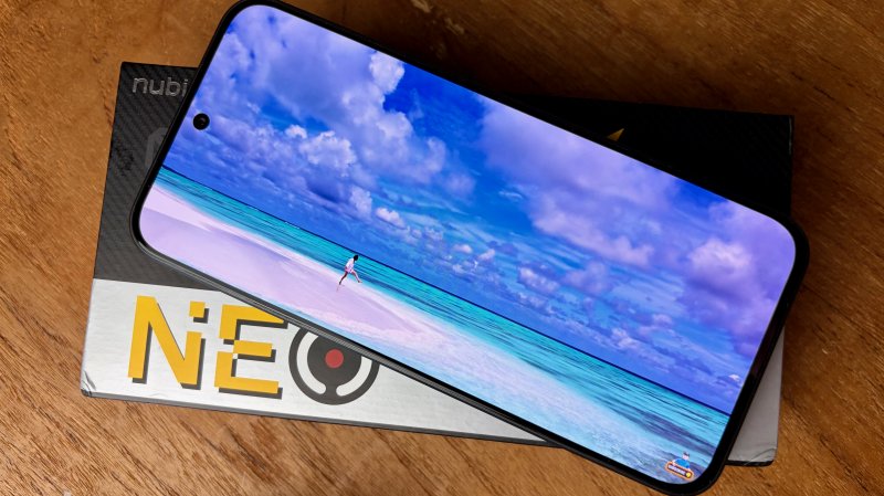 Il display di Nubia Neo 5 GT è uno dei punti di forza del dispositivo