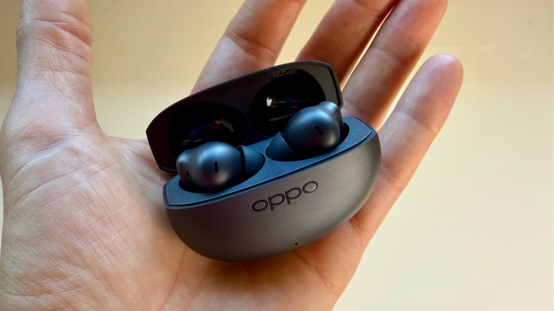 L'autonomia delle OPPO Enco Air5 è uno dei loro punti di forza