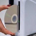 La petizione per 'non uccidere i dischi' rivolta a Sony vola già oltre le 100.000 firme