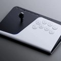 Sony ha rinviato il lancio del fight stick FlexStrike per PS5 e PC