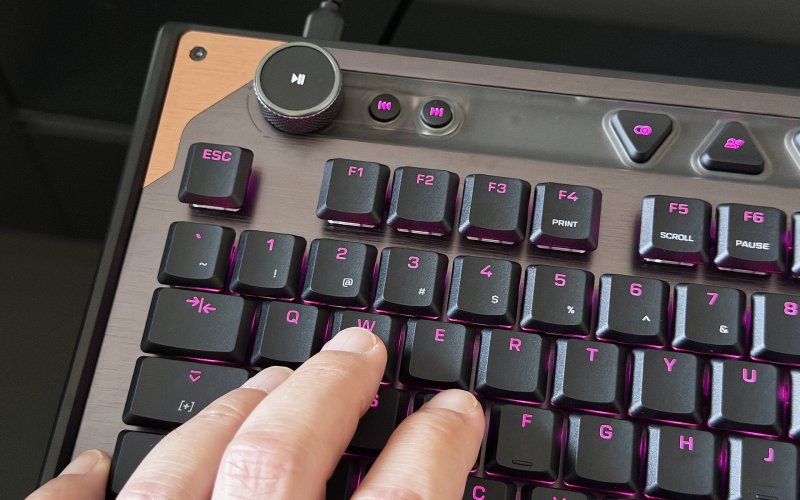 Le nostre mani sulla Turtle Beach Command Series KB7