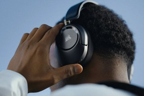 Corsair HS35 V3 Wireless, la recensione delle cuffie con duplice connettività wireless leggere e comode