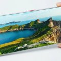 Addio al bordo nero attorno allo schermo: TECNO mostra il primo smartphone con cornici a zero millimetri