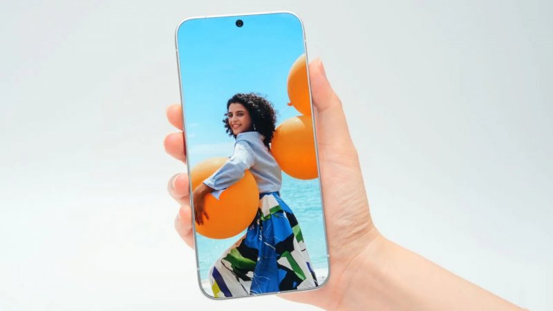 Il concept phone TECNO senza bordi