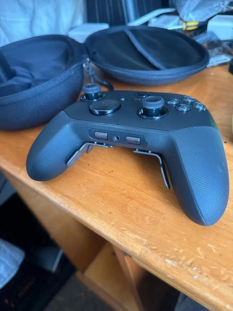 Il controller da un'altra inquadratura