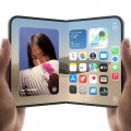 Apple ha presentato iPhone Duo, il suo primo smartphone pieghevole