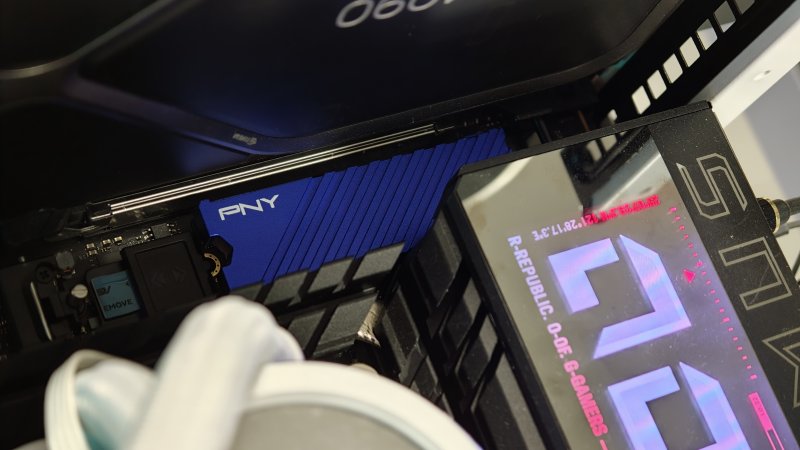 Il PNY CS2341 all'interno della nostra configurazione di prova PC