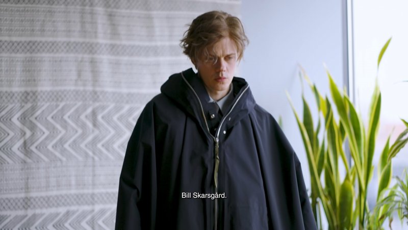 Bill Skarsgård è il volto del protagonista di PHYSINT