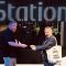 Due ex-PlayStation replicano lo storico video su come condividere un gioco, ma senza disco