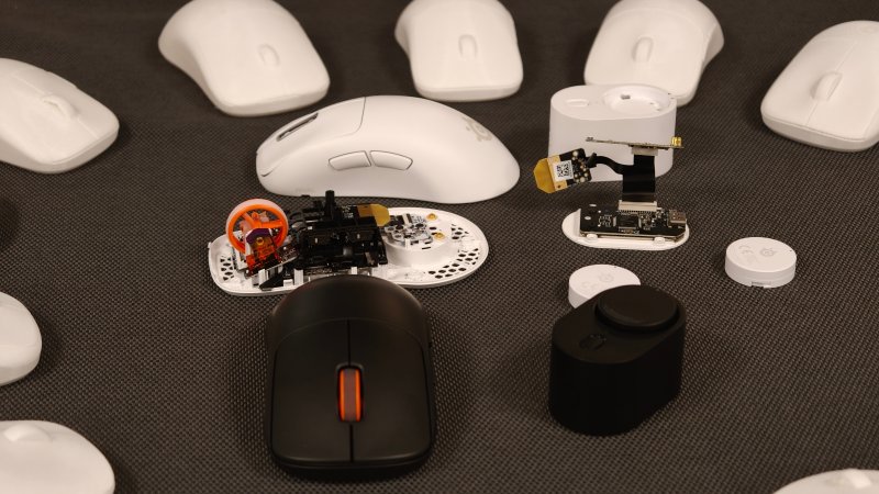 Prototipi e interno dei nuovi SteelSeries Sensei e Rival Pro