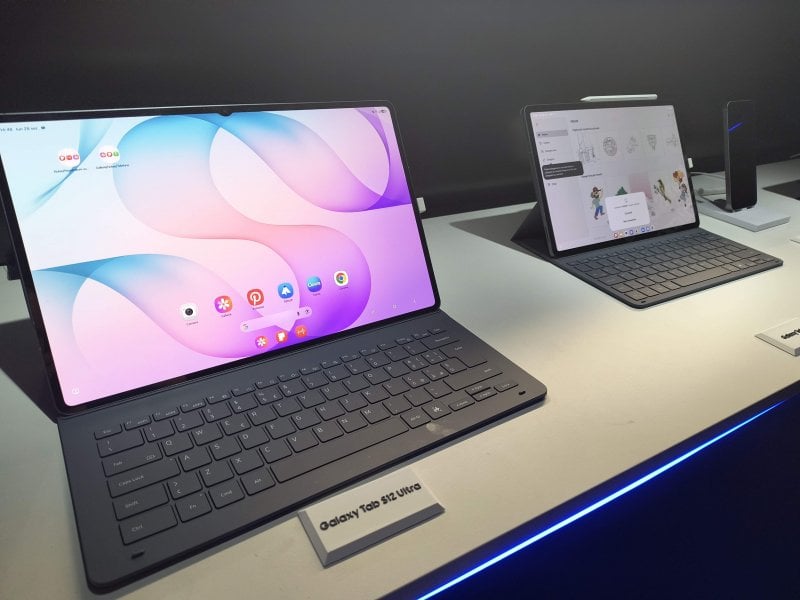 I Galaxy Tab S12+ e Ultra affiancati