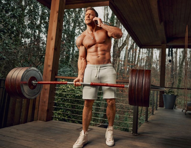 Alan Ritchson