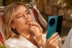 vivo X Fold6 arriva in Italia con fotocamera da 200 MP e teleconverter ZEISS: specifiche e prezzo