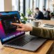 Il MacBook Pro con display OLED touch potrebbe arrivare presto: ecco cosa aspettarsi