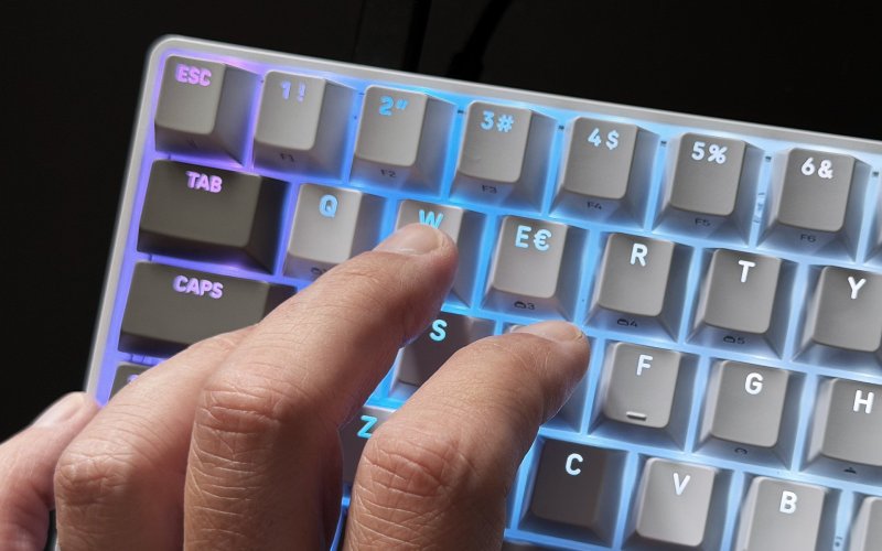 La Corsair Clipper Pro Mini 60 durante l'uso